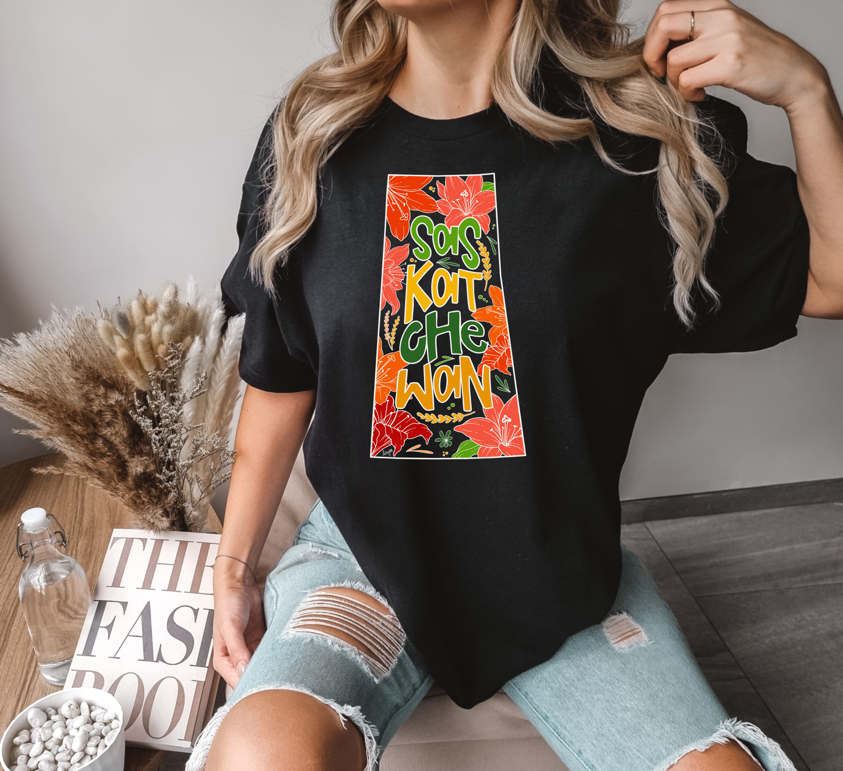 Lily Triangle Unisex T-shirt | Prairie Clothing